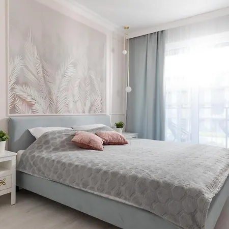 Liliowy By Major Domus Club *