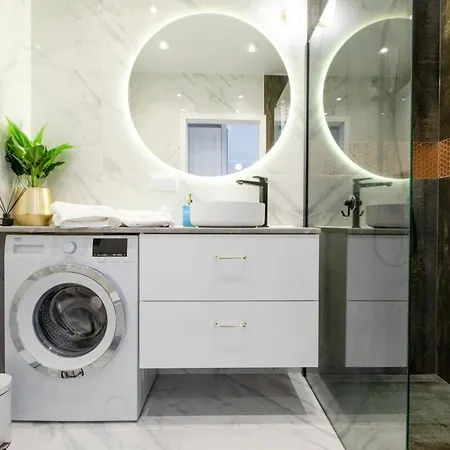 Liliowy By Major Domus Club Дзивнув