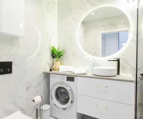 Liliowy By Major Domus Club